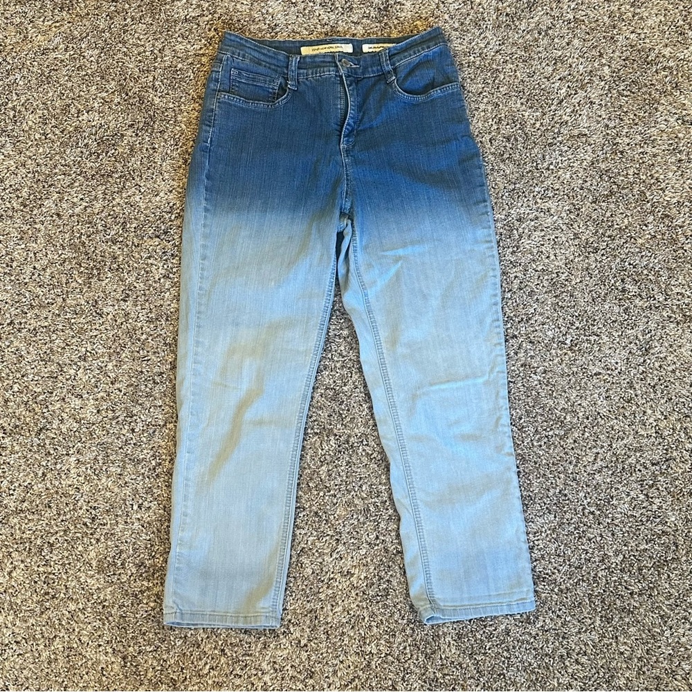 Stylish Blue Ombre Women's Jeans Size‎ 8 Chelsea Cuffed Capri